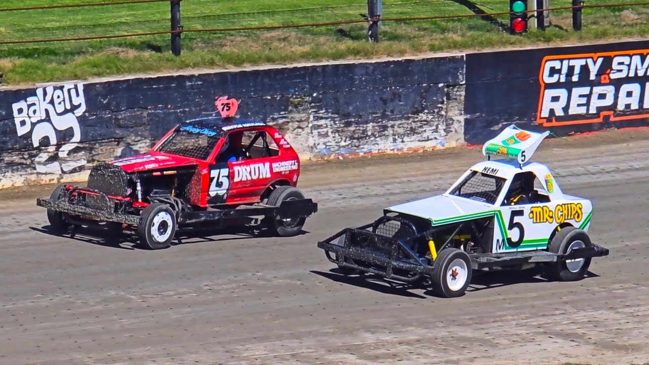 Awapuni Speedway - Club Day Classic Stockcars - 15/3/26